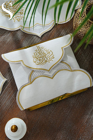 طقم مفارش سفرة كامل - تصميم نجمة رمضان - مع منديل سلة الخبز ورانر - تطريز ذهبى وفضى - ٦ أشخاص - ٢٦ قطعة