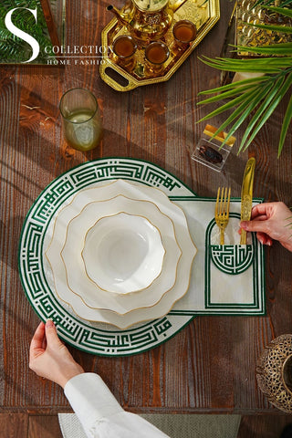 طقم مفارش أطباق بجيوب - تصميم ليالى رمضان - تطريز أخضر - قماش مقاوم للماء - ١٢ شخص - ١٢ قطعة 