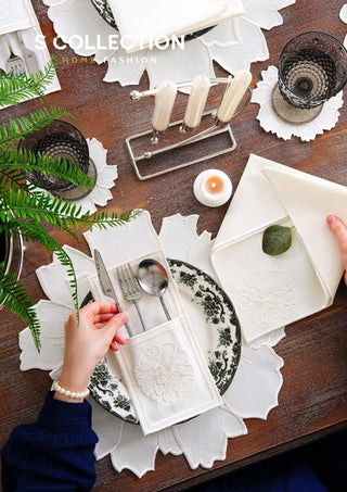 طقم مفارش سفرة - تصميم  إلويس - تطريز اوف وايت - قماش مقاوم للماء - ٦ اشخاص - ٢٤ قطعة - طقم كامل  