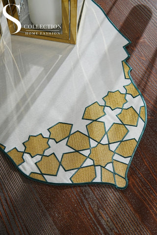 رانر طاولة مطرز - تصميم قبة رمضان - تطريز ذهبى واخضر -  قماش مقاوم للماء