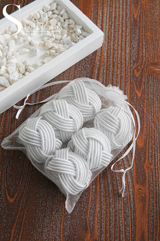 طقم حلقات مناديل سفرة - صناعة يدوية - اللون أبيض