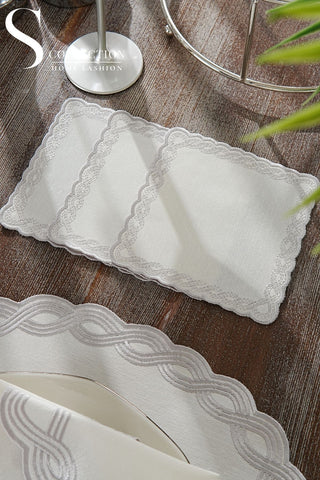 طقم مفارش سفرة - تصميم أوشن بريد - تطريز فضى - قماش مقاوم للماء - ٦ اشخاص - ٢٤ قطعة - طقم كامل  