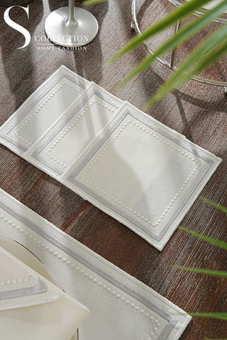 طقم مفارش سفرة - تصميم جراسفول - تطريز فضى - قماش مقاوم للماء - ٦ اشخاص - ٢٤ قطعة - طقم كامل  