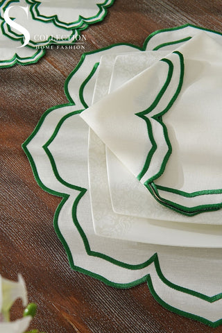 طقم مفارش سفرة - تصميم فاليرا - تطريز اخضر - قماش مقاوم للماء - ٦ اشخاص - ٢٤ قطعة - طقم كامل  