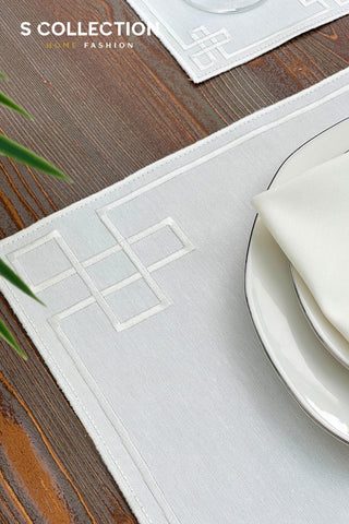 Classy Off White Design Placemat Set - Waterproof Fabric - 6 Persons - 24 Pcs. Full Set