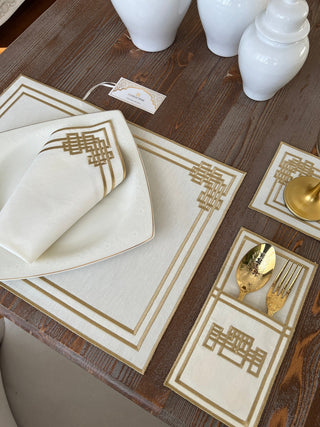 Pyramid Design Gold Placemat Set - Waterproof Fabric - 6 Persons - 24 Pcs. Full Set