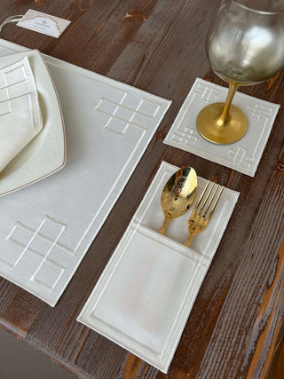 Classy Off White Design Placemat Set - Waterproof Fabric - 6 Persons - 24 Pcs. Full Set