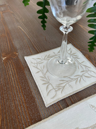 Silver Flower Design Placemat Set - Waterproof Fabric - 6 Persons - 24 Pcs. Full Set