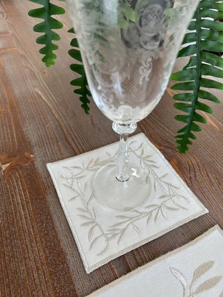 Silver Flower Design Placemat Set - Waterproof Fabric - 6 Persons - 24 Pcs. Full Set