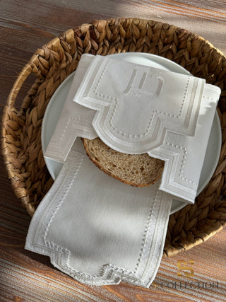 Graceful Design Bread Basket Napkin - Waterproof Fabric - Off White Embroidered