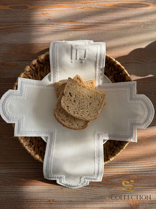 Graceful Design Bread Basket Napkin - Waterproof Fabric - Silver Embroidered