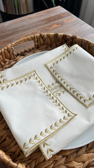 Leafy Allure Design Bread Basket Napkin - Waterproof Fabric - Shine Gold Embroidered