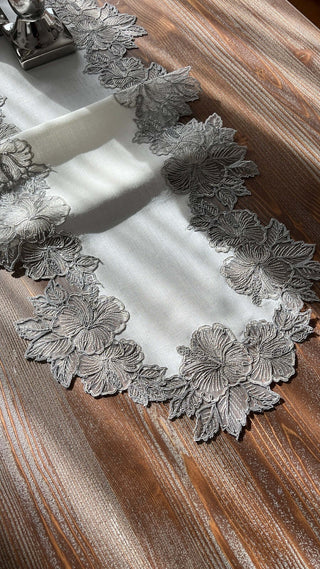 Zoya Design Runner - Linen Fabric - Silver Lace