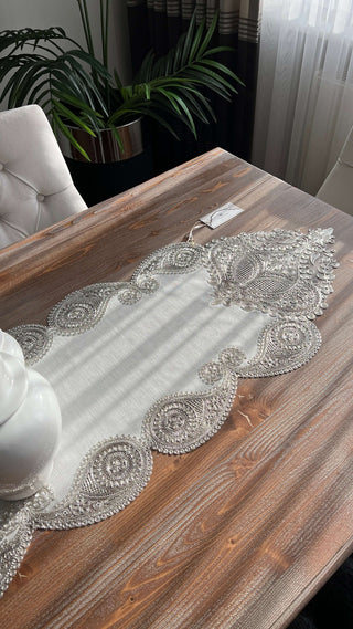 Bella Design Runner - Linen Fabric - Shine Platine Lace