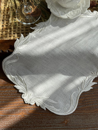 Tulip Design Tray Cover - %100 Linen Fabric - Off White Embroidered