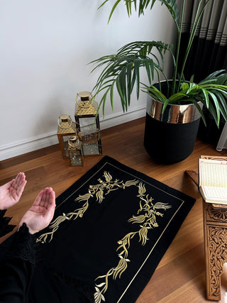 Tulip Design Luxury Prayer Rug - Gold Colour Embroidered On Black Fabric